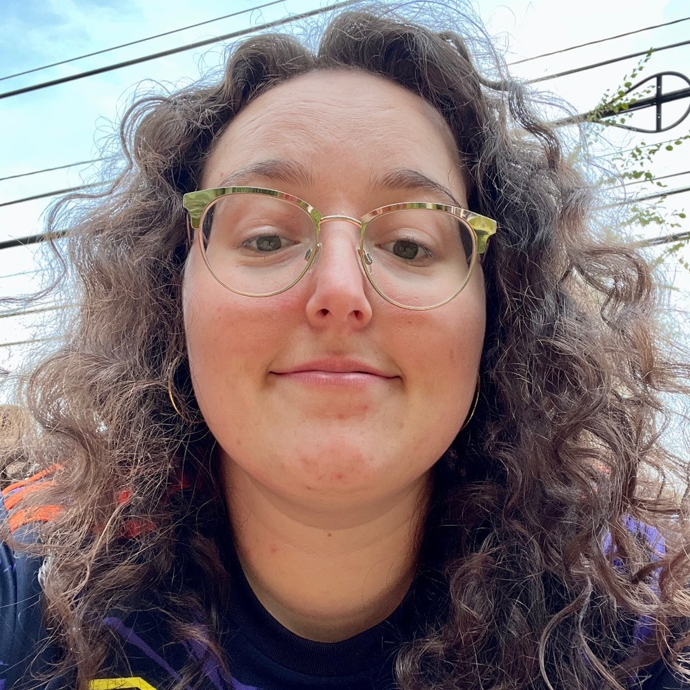 Meet your Posher, Claire